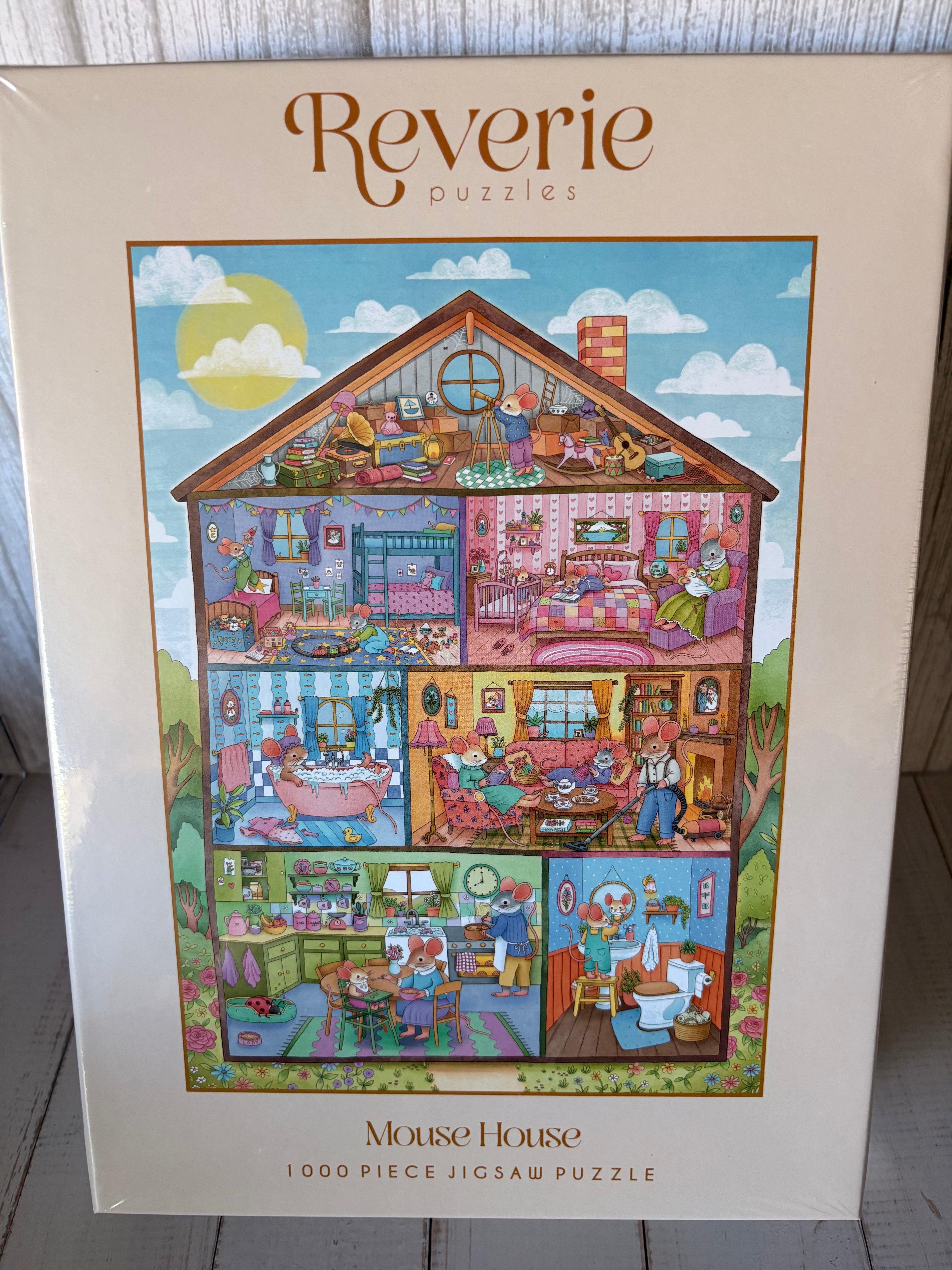 Reverie Mouse House Jigsaw Puzzle – 1000 Pieces