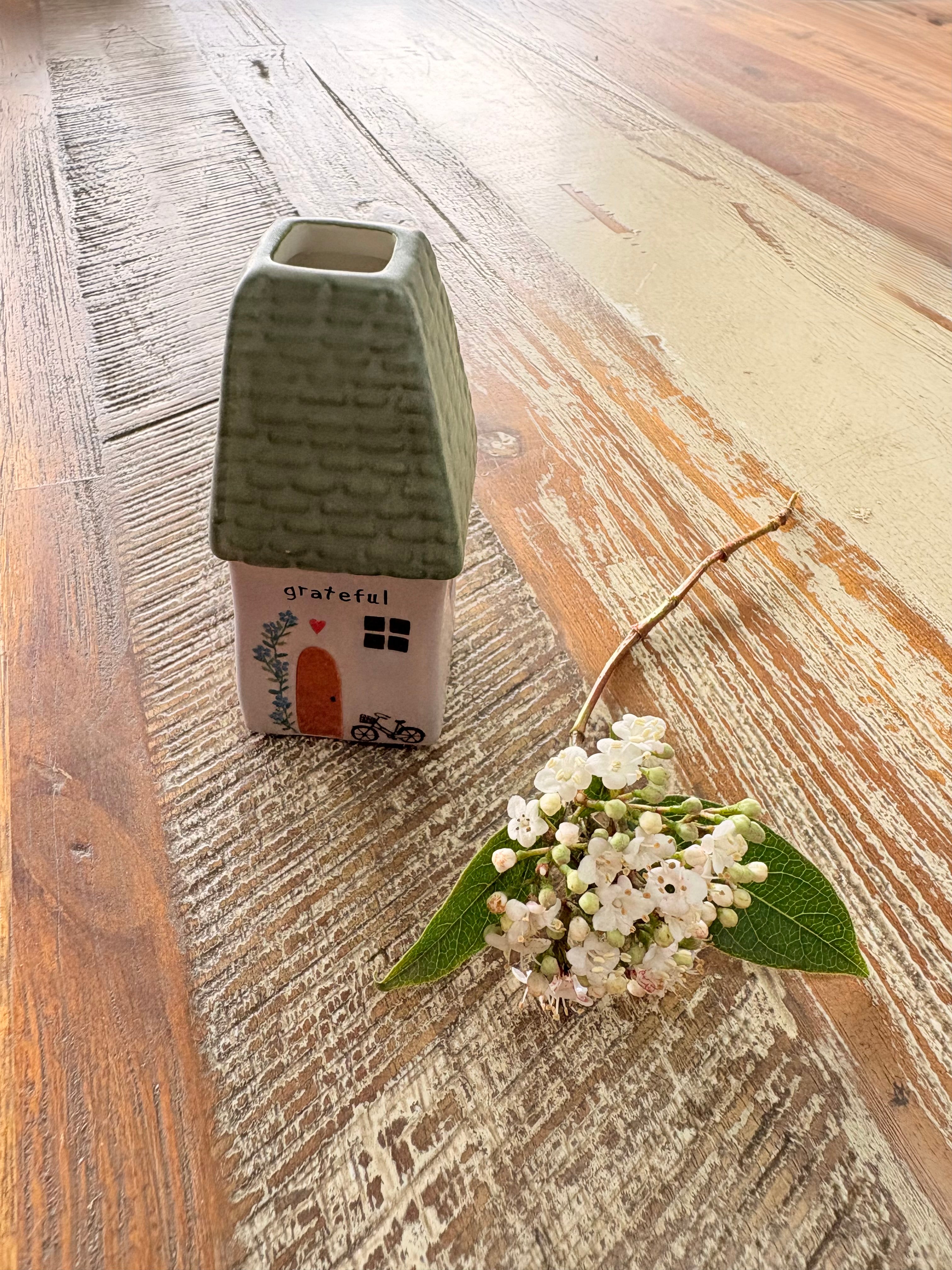 Cottage Bud Vase Grateful